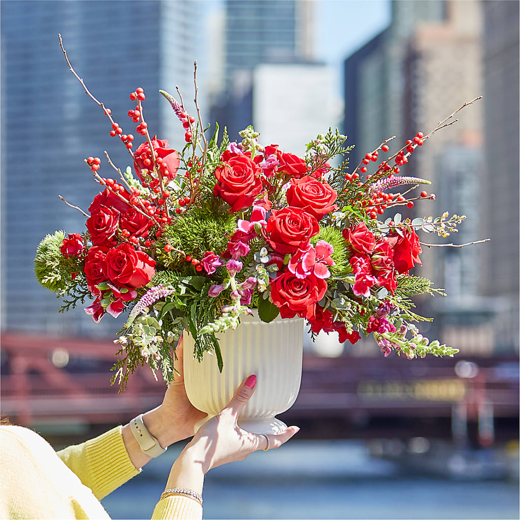 Big Red Bow Bouquet – Heavenly Plants, Regina SK