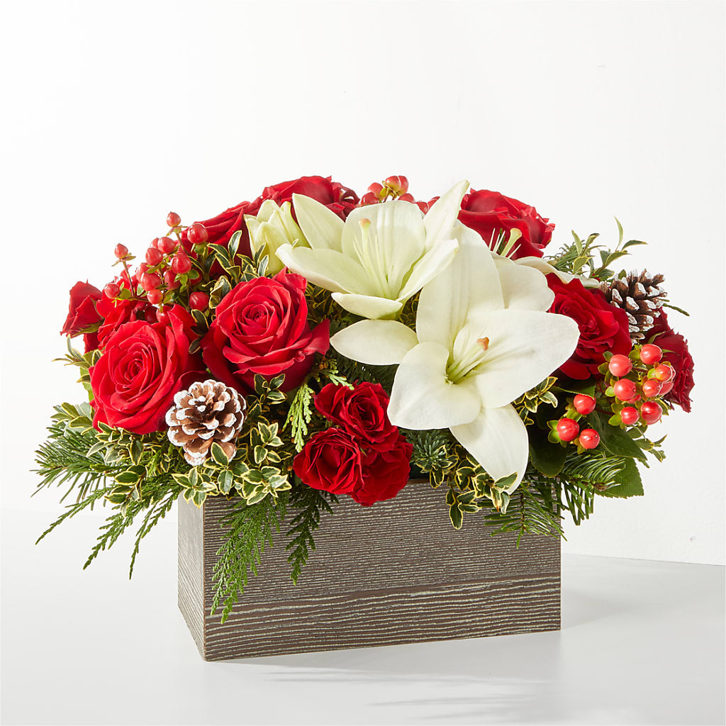 Snowy Wonderland Bouquet – Heavenly Plants, Regina SK