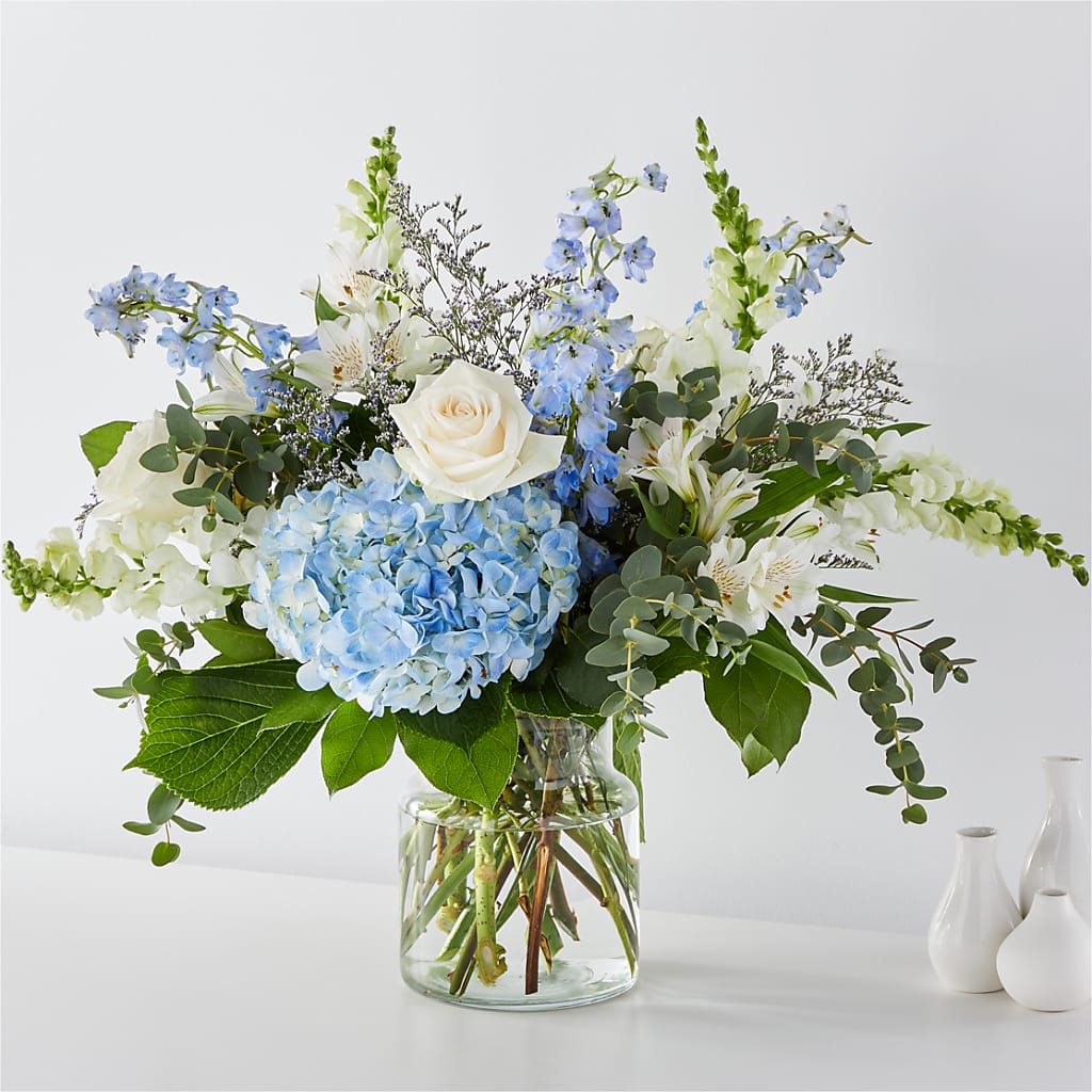 Coastal Blossom Bouquet – Heavenly Plants, Regina SK