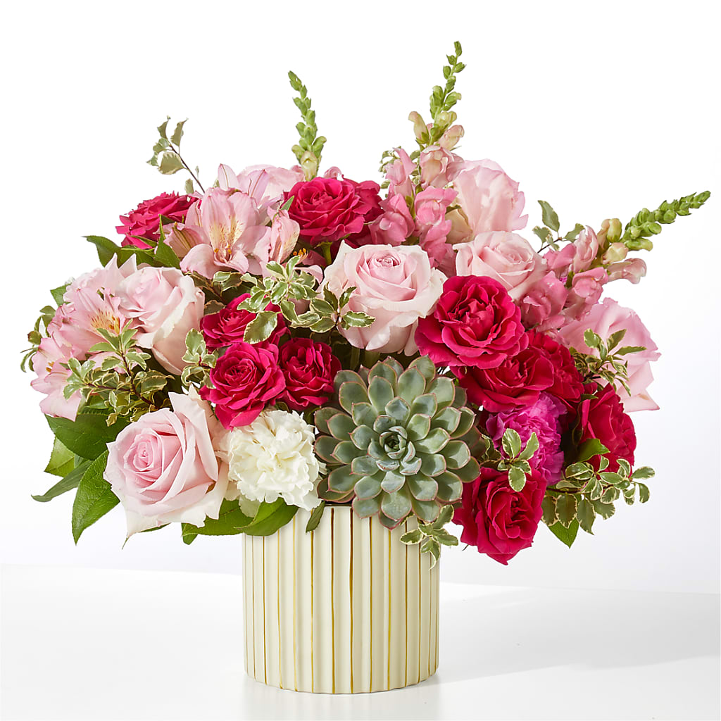 Magenta Musings Bouquet – Heavenly Plants, Regina SK