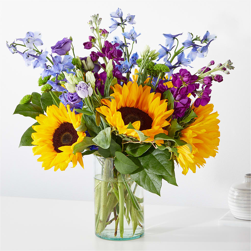 Catching Rays Bouquet – Heavenly Plants, Regina SK