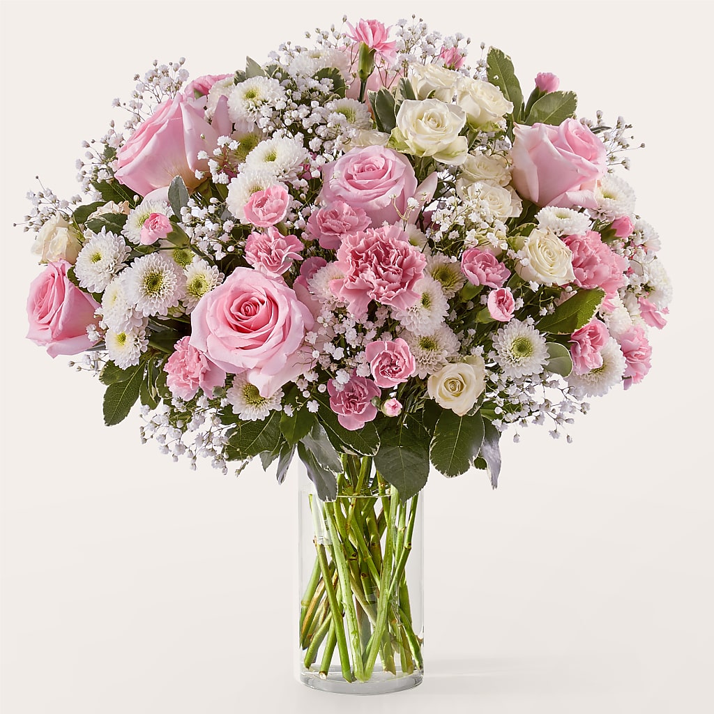 Vintage Glamour Bouquet – Heavenly Plants, Regina SK