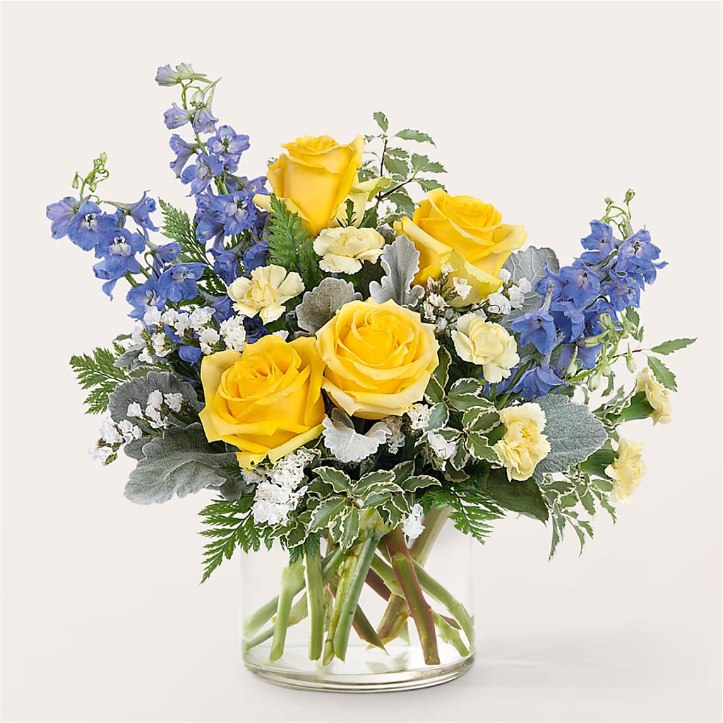 Butterfly Wings Bouquet – Heavenly Plants, Regina SK