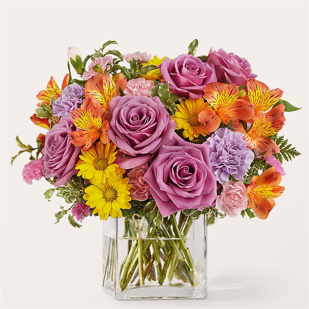 Shades of Happiness Bouquet – Heavenly Plants, Regina SK