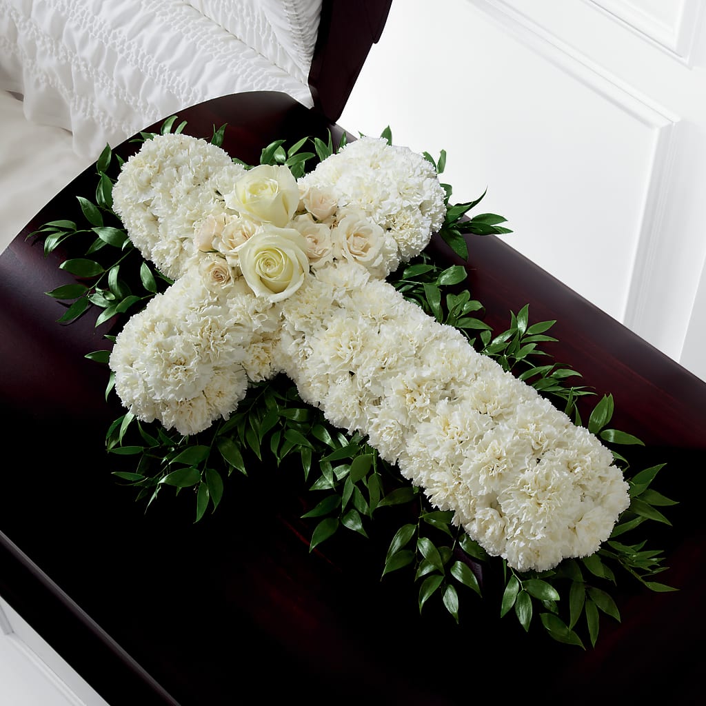 Peaceful Memories Casket Spray (Standard) – Heavenly Plants, Regina SK
