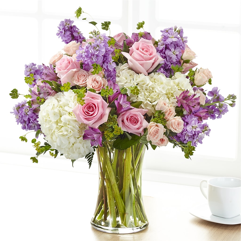 Shared Sentiment Bouquet – Heavenly Plants, Regina SK
