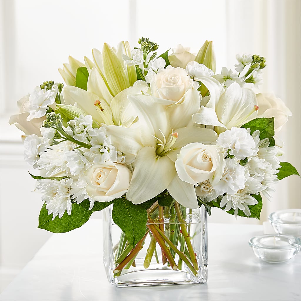 Gentle Breeze Bouquet – Heavenly Plants, Regina SK