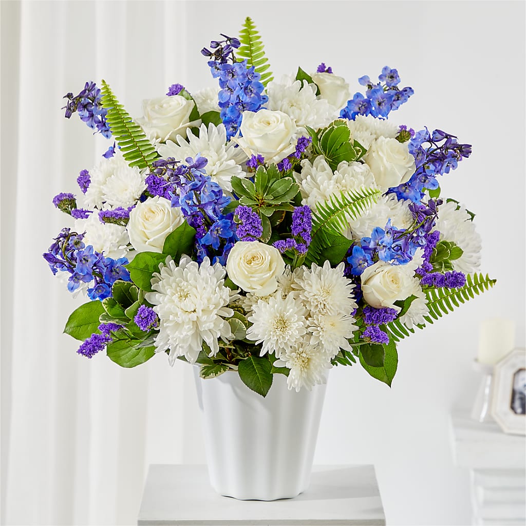 Hold Dear Tabletop Basket – Heavenly Plants, Regina SK