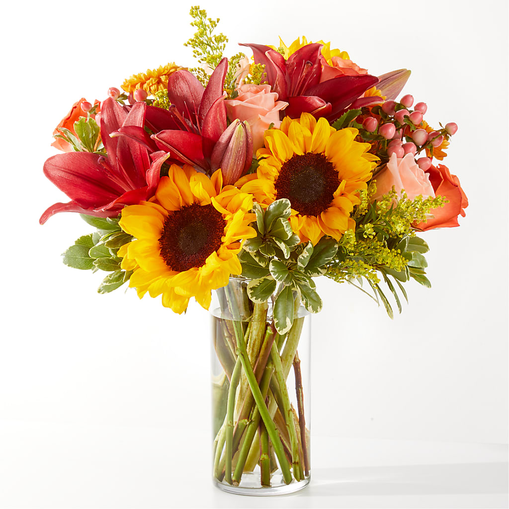 Acorn Lane Bouquet – Heavenly Plants, Regina SK