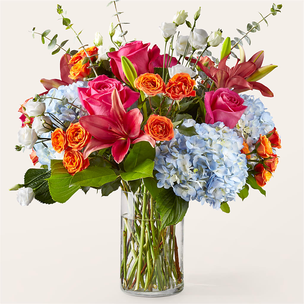 Awestruck Luxury Bouquet – Heavenly Plants, Regina SK