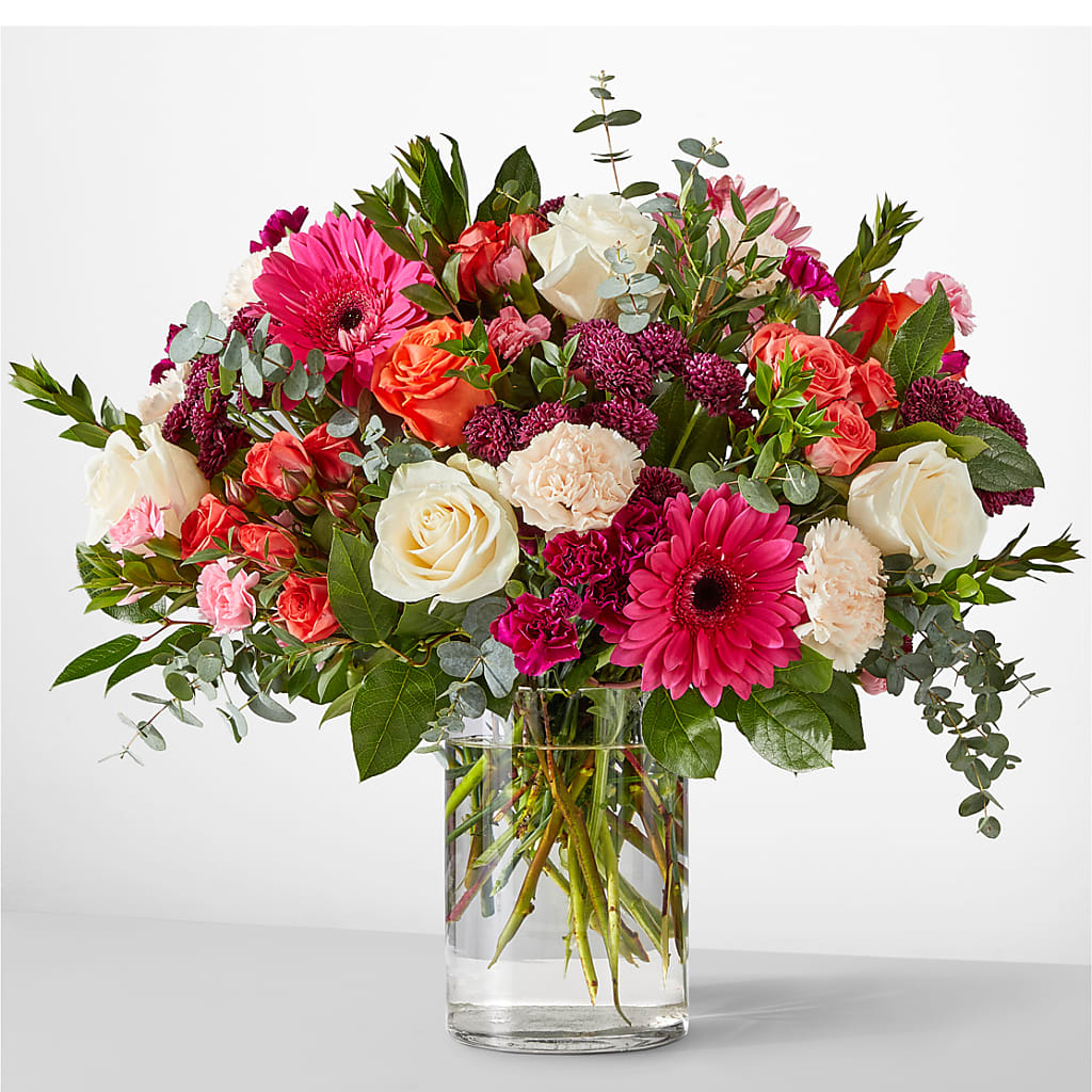 Smell the Roses Bouquet – Heavenly Plants, Regina SK