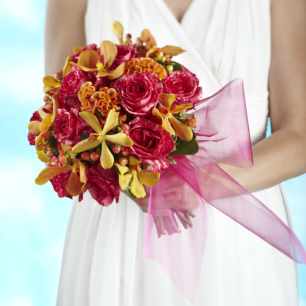 Brilliant Shades of Love Bouquet – Heavenly Plants, Regina SK