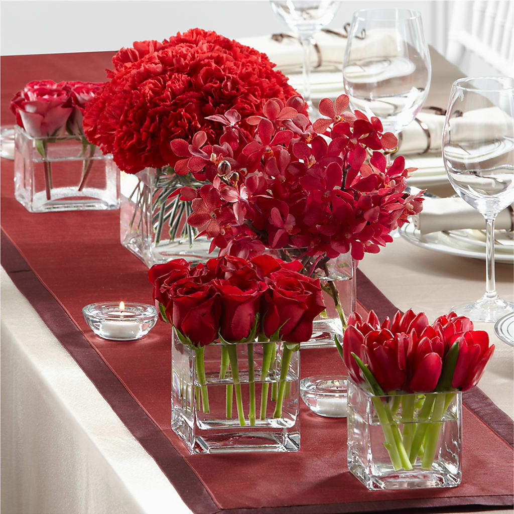 Modern Grace Centerpiece – Heavenly Plants, Regina SK