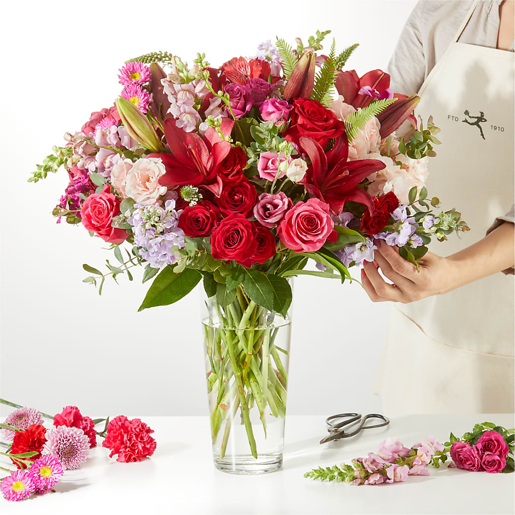 Swooning Over You - A Luxury Florist Original –  Heavenly Plants, Regina SK