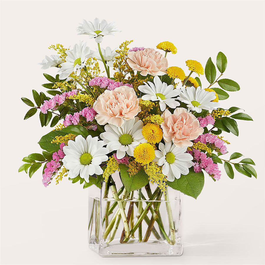 Country Cottage Bouquet –  Heavenly Plants, Regina SK