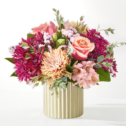 Berry Cobbler Bouquet with Ivory Vase –  Heavenly Plants, Regina SK