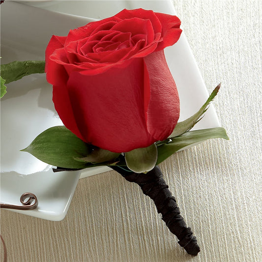 Boutonnière rose rouge